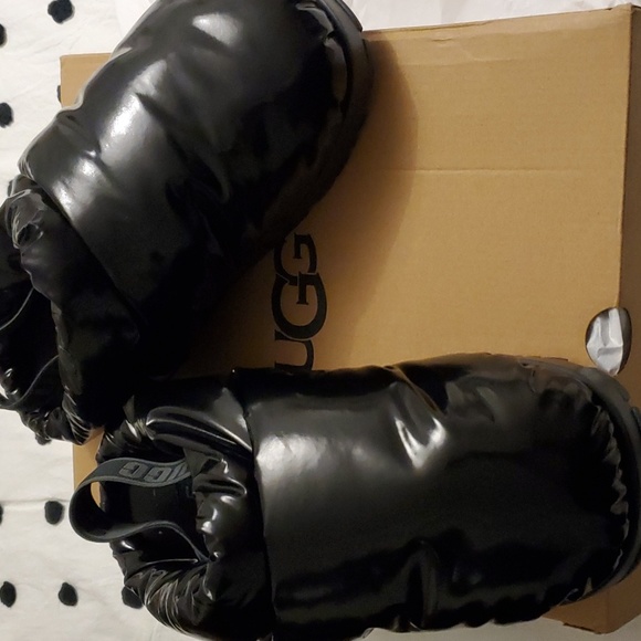 UGG Spaceslider Slippers - Picture 1 of 10